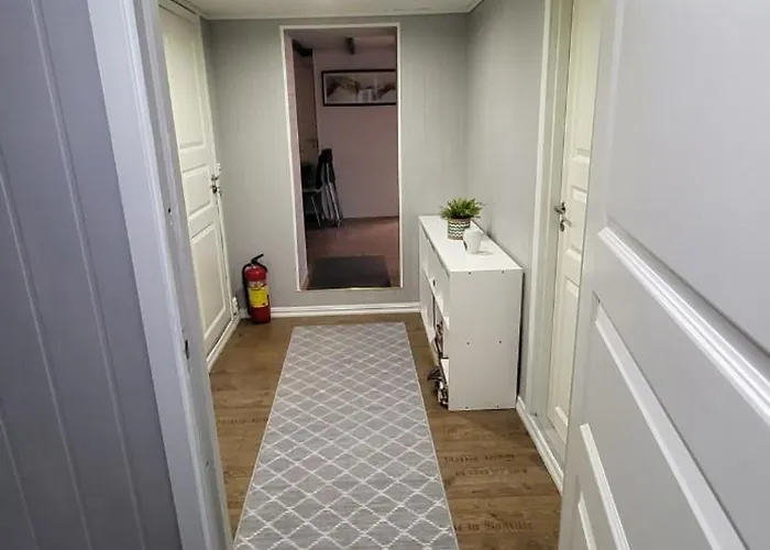 Apartamento Fin I Stille Og Rolig Omrade Med Gratis Privat Parkering! Stavanger